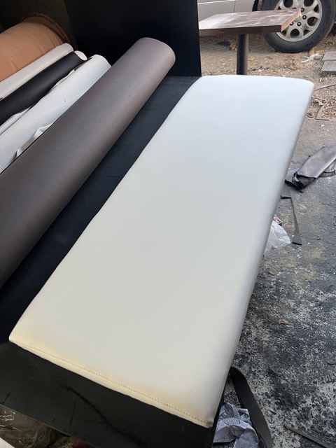 최종 검수 완료 후 깨끗해진 식당 내부