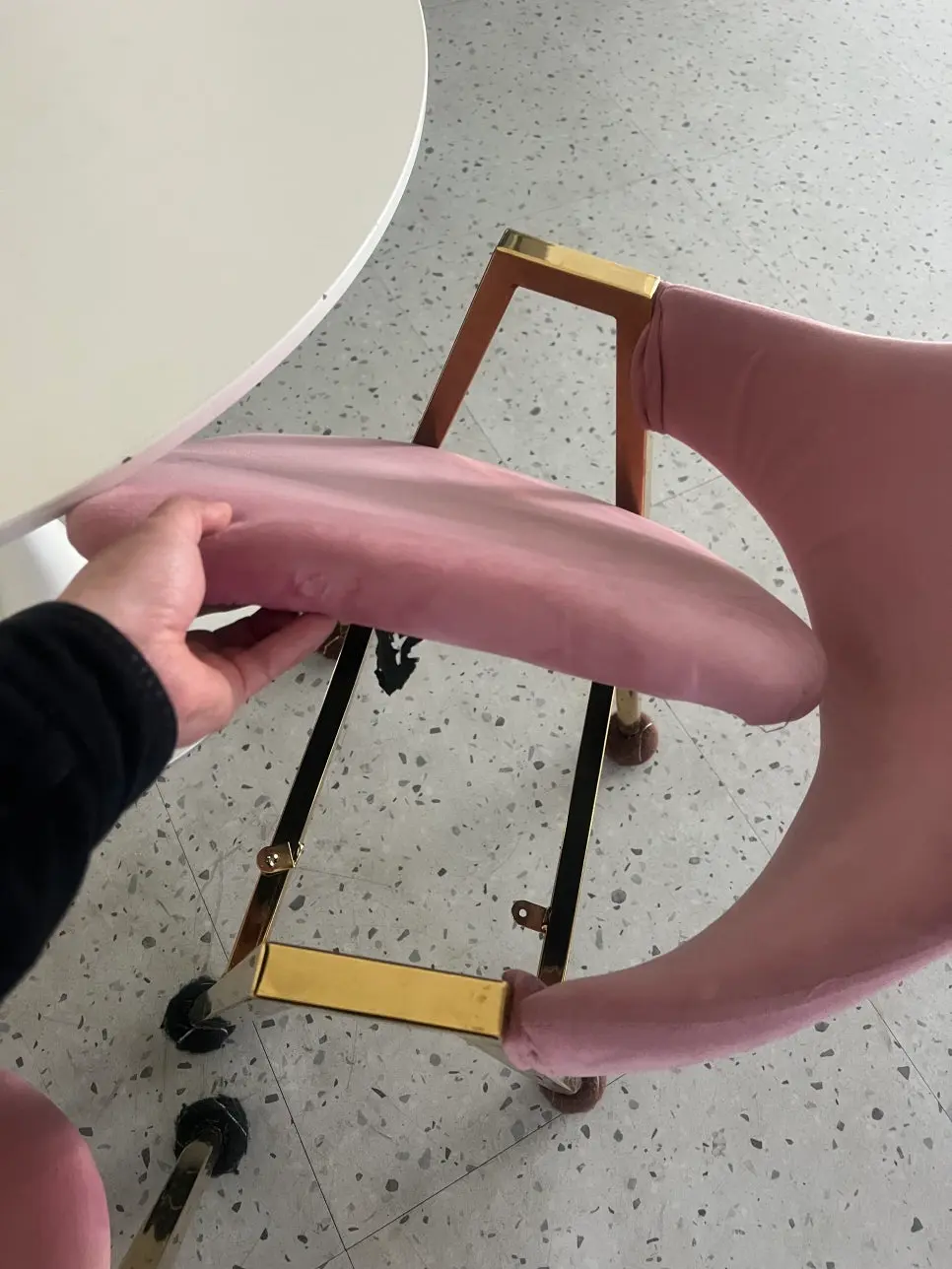 학원 의자 수리