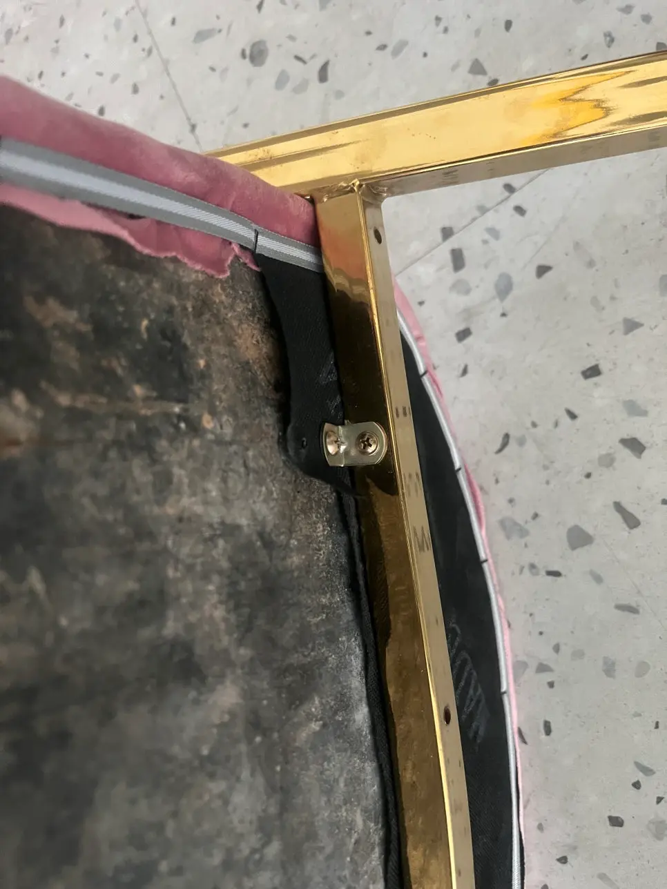 의자 철판 보강